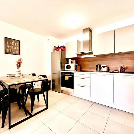 Lejlighed Terrasse St Florent *