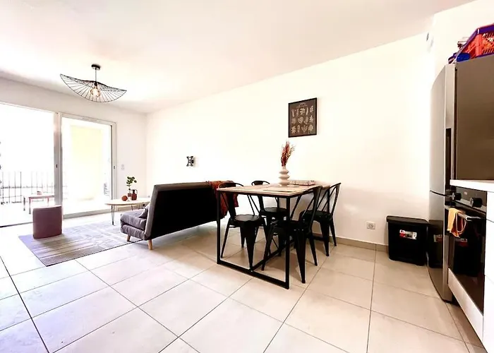 Terrasse St Florent 圣弗洛朗